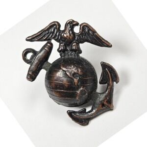 Vintage WWII US Marine Corps Emblem Eagle Globe Anchor EGA Metal Lapel Pin Hat